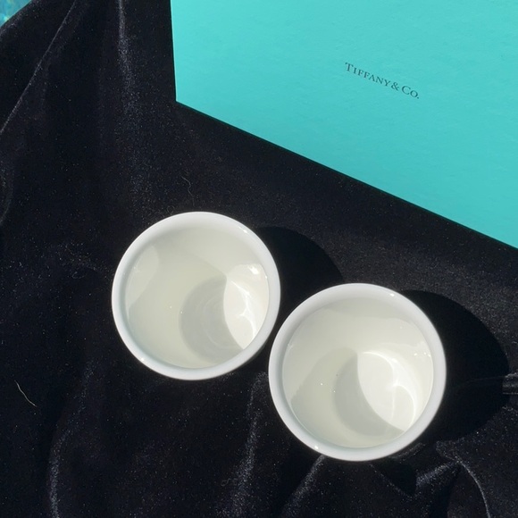 Tiffany Coffee Cups in Bone China, Set of two New In Box - Picture 10 of 13